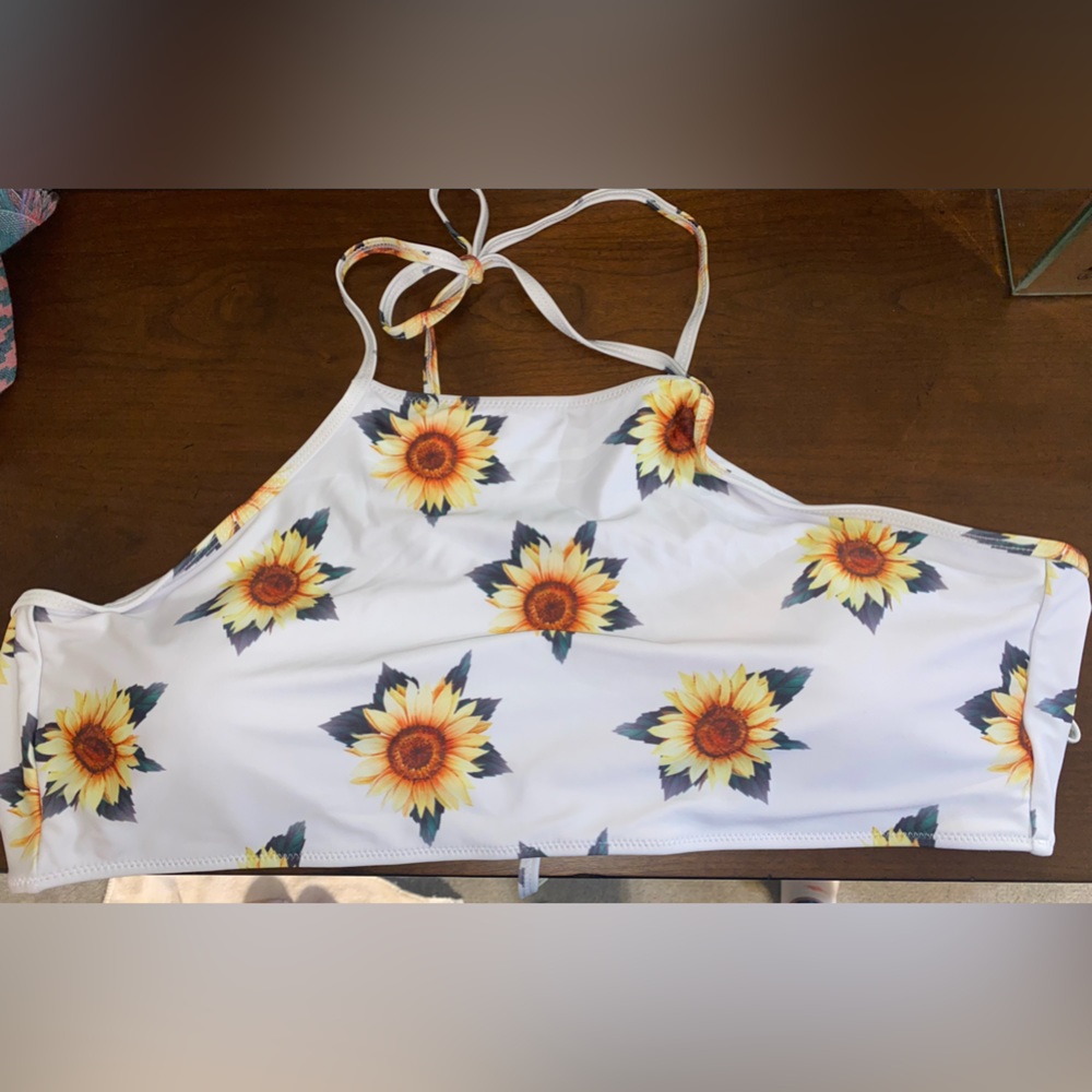 Sunflower Bathing Suit Top- SHEIN 2X